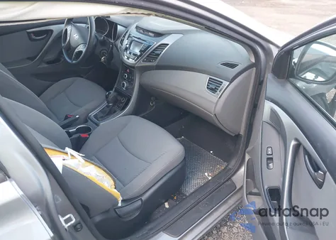 2015 Hyundai Elantra Se z USA, uszkodzony, nr VIN KMHDH4AE3FU360369